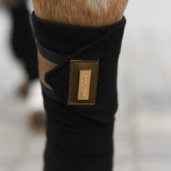 Bandages Equestrian Stockholm Golden Brass Goud-zwart -Paardenbenodigdheden Winkel bandages equestrian stockholm golden brass goud zwart 1500x1500 153041