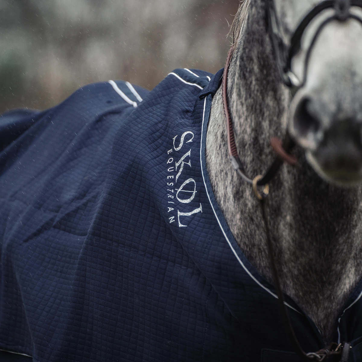 Deken SKØL Cooler Ebba Donkerblauw 5 Deken SKØL Cooler Ebba Donkerblauw - Afbeelding 3