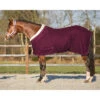 Showdeken QHP Menton Donkerrood 2 Showdeken QHP Menton Donkerrood -Paardenbenodigdheden Winkel showdeken qhp menton donkerrood 1500x1500 185638
