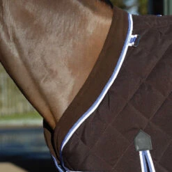Staldeken WeatherBeeta ComFiTec 1000D Diamond 220gr Grijs-blauw 9 Staldeken WeatherBeeta ComFiTec 1000D Diamond 220gr Grijs-blauw -Paardenbenodigdheden Winkel staldeken weatherbeeta comfitec 1000d diamond 220gr grijs blauw 1500x1500 134708