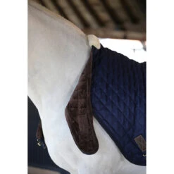 Stapmolendeken Kentucky 160gr Donkerblauw 12 Stapmolendeken Kentucky 160gr Donkerblauw -Paardenbenodigdheden Winkel stapmolendeken kentucky 160gr donkerblauw 1500x1500 139836