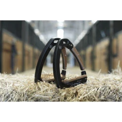 Veiligheidsbeugels Innova Riding Dynamic Black-brown 10 Veiligheidsbeugels Innova Riding Dynamic Black-brown -Paardenbenodigdheden Winkel veiligheidsbeugels innova riding dynamic black brown 1500x1500 183295