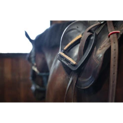 Veiligheidsbeugels Innova Riding Dynamic Black-brown 11 Veiligheidsbeugels Innova Riding Dynamic Black-brown -Paardenbenodigdheden Winkel veiligheidsbeugels innova riding dynamic black brown 1500x1500 183296