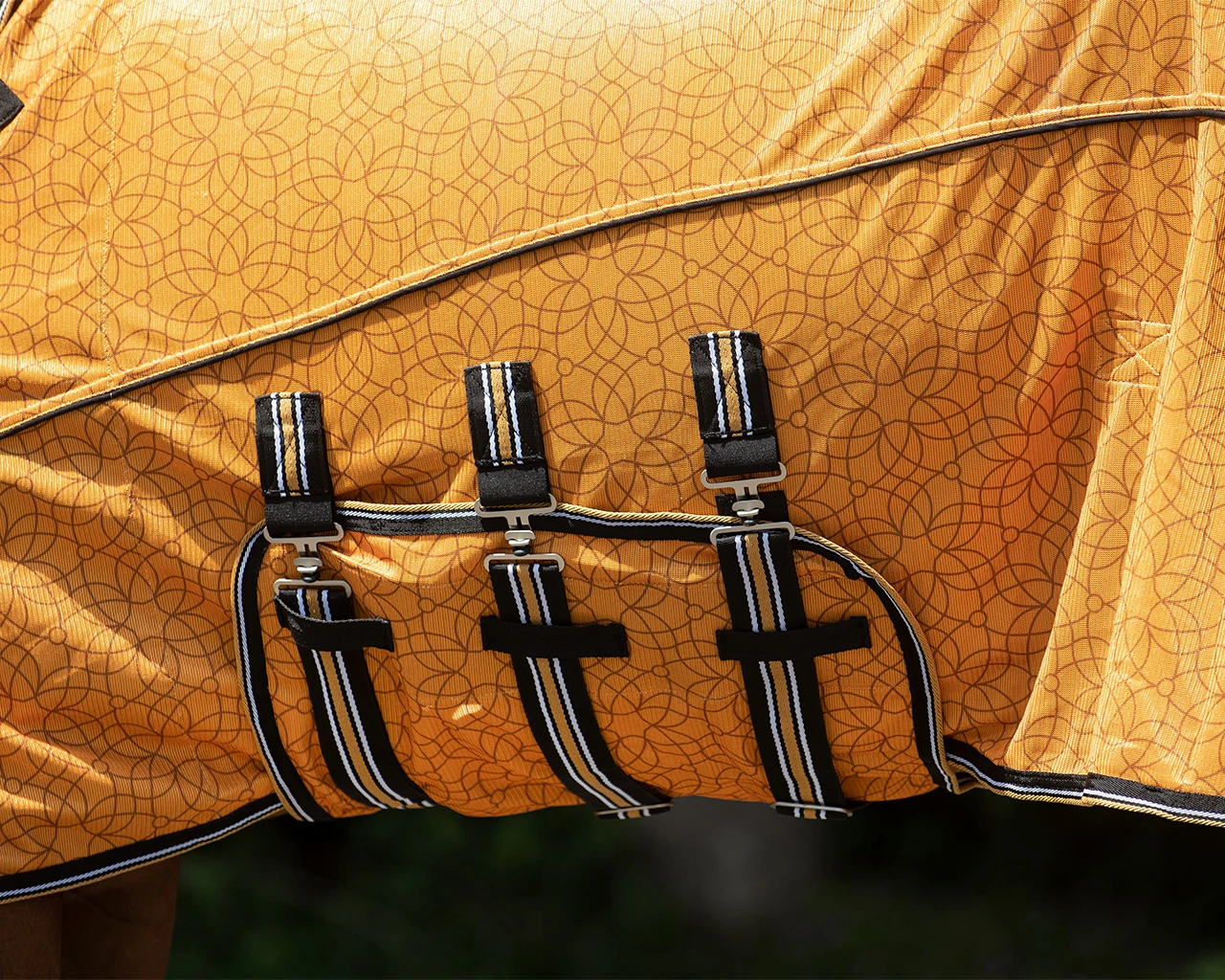 Vliegendeken QHP Collection Combo Met Hals En Masker Geel 11 Vliegendeken QHP Collection Combo Met Hals En Masker Geel - Afbeelding 9